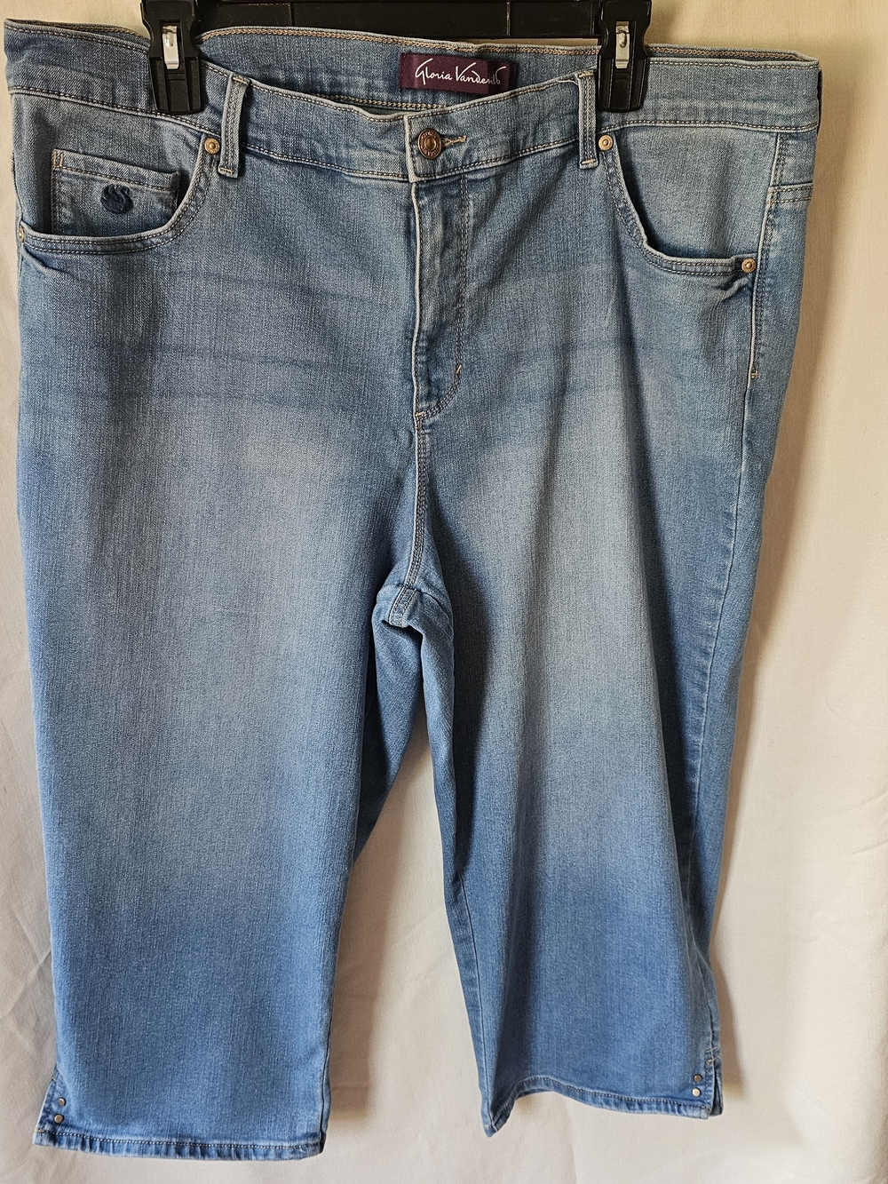 Gloria Vanderbilt Men's Light Blue Denim Jeans